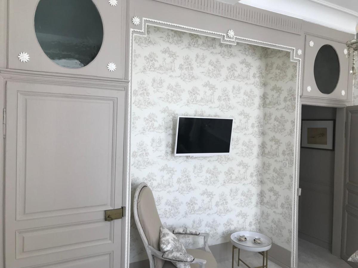 Hotel Aux remparts de Montreuil à Montreuil  Extérieur photo